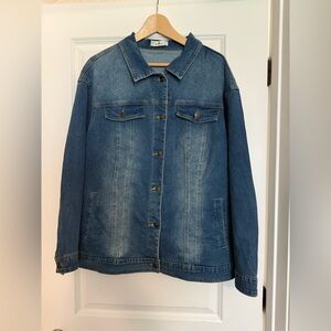 NWOT Classic Washed Denim Jacket for Women